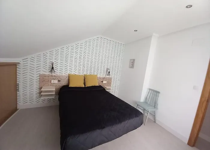 La Buhardillita Laredo